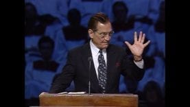 Adrian Rogers: How to Make the Rest Day the Best Day [#1856]