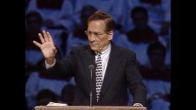 Adrian Rogers: Integrity – Don’t Leave Home Without It [#1862]