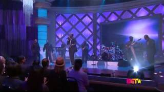 Isaac-Carree-performing-In-The-Middle-BY-EYDELY-BESTOFGOSPEL-CHANNEL-attachment