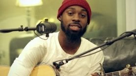 Mali Music Performs “Beautiful” Acoustic on ThisisRnB Sessions