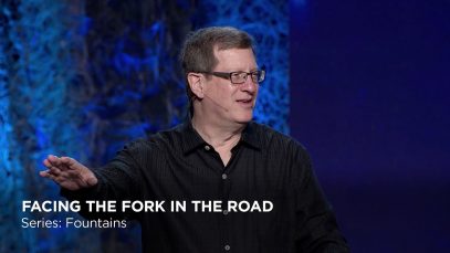 Lee-Strobel-Facing-the-Fork-in-the-Road-attachment