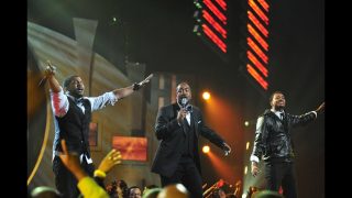 Canton-Jones-Lecrae-DaTruth-performing-at-the-2012-Stellar-Awards-attachment