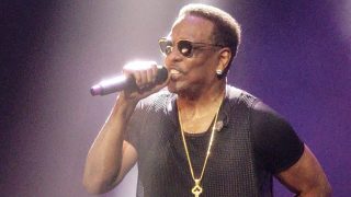 Charlie-Wilson-Live-in-Kansas-City-February-14-2019-attachment