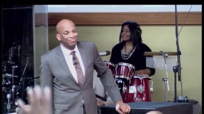 Donnie-McClurkin-Not-Yet-I-Cant-Die-Right-Now-attachment