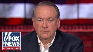 Huckabee-Trump-showed-he-is-going-to-come-out-swinging-at-Pelosi-attachment