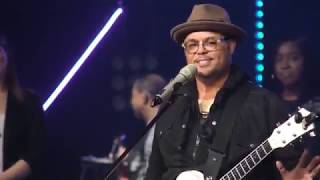 Israel-Houghton-@-Citylife-Church-To-worship-You-I-live-In-Jesus-Name-Your-Presence-is-Heaven-attachment